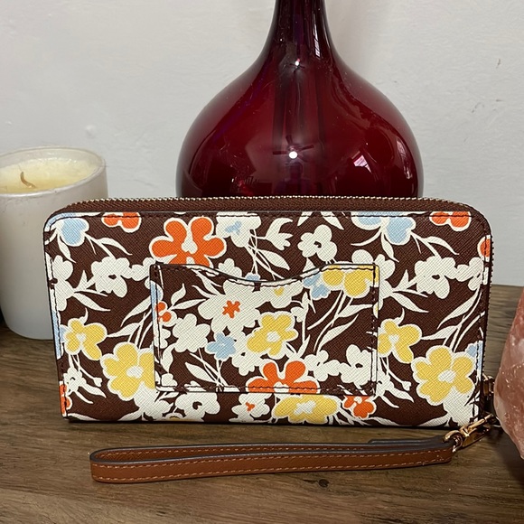 Tory Burch brown wallet - Picture 2 of 8